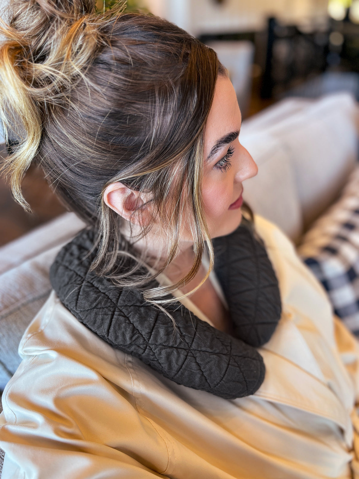 Spa Moments Quilted C-Neck Wrap